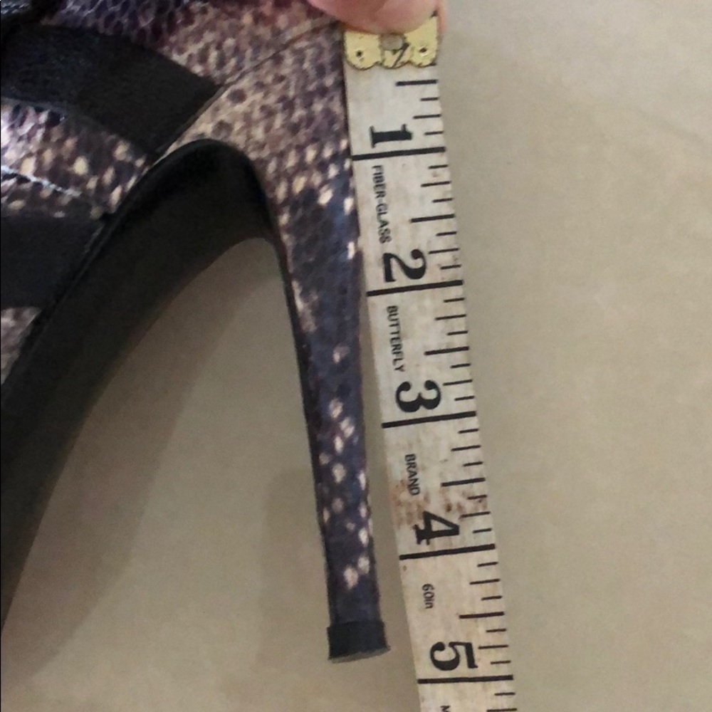 Boots - Picture 7 of 7